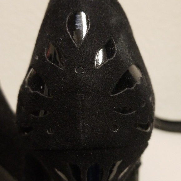 Booties - Picture 3 of 4